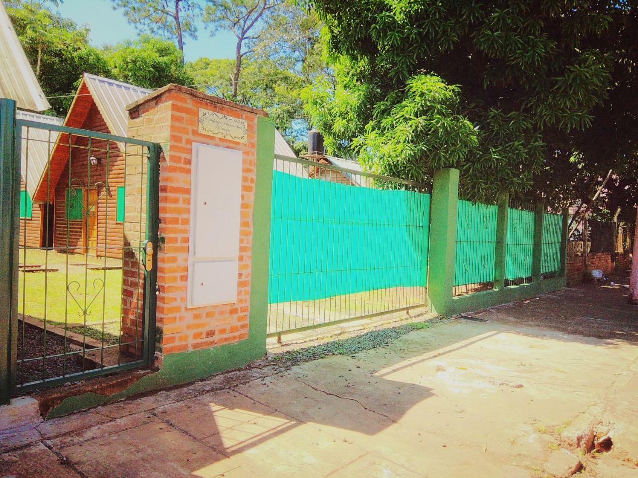 Cabanas Merale Excelente Ubicacion Puerto Iguazú Buitenkant foto